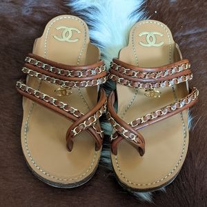CHANEL dbl c leather strap sandal sz39